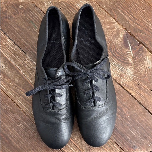 Black Leather Dance Shoes - Picture 2 of 9